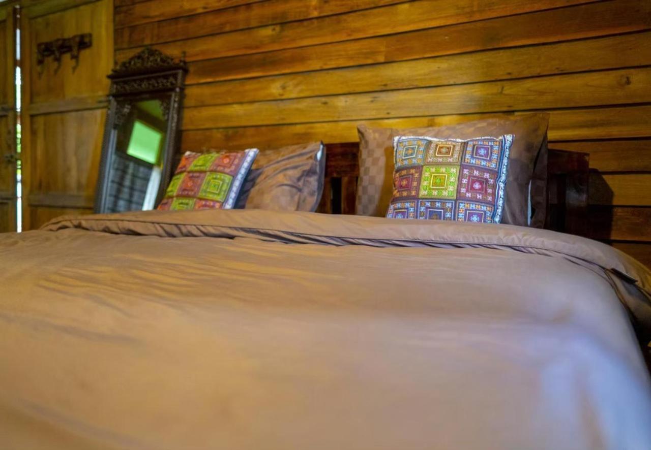 Stay With Brite The Home-Stay In Чиангмай Екстериор снимка