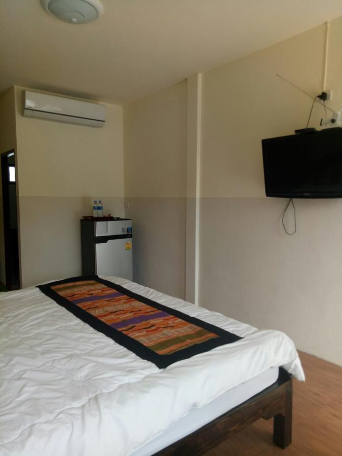 Stay With Brite The Home-Stay In Чиангмай Екстериор снимка